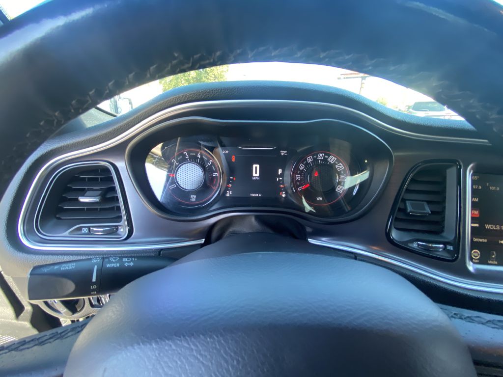 Photo 12 of this DODGE CHALLENGER