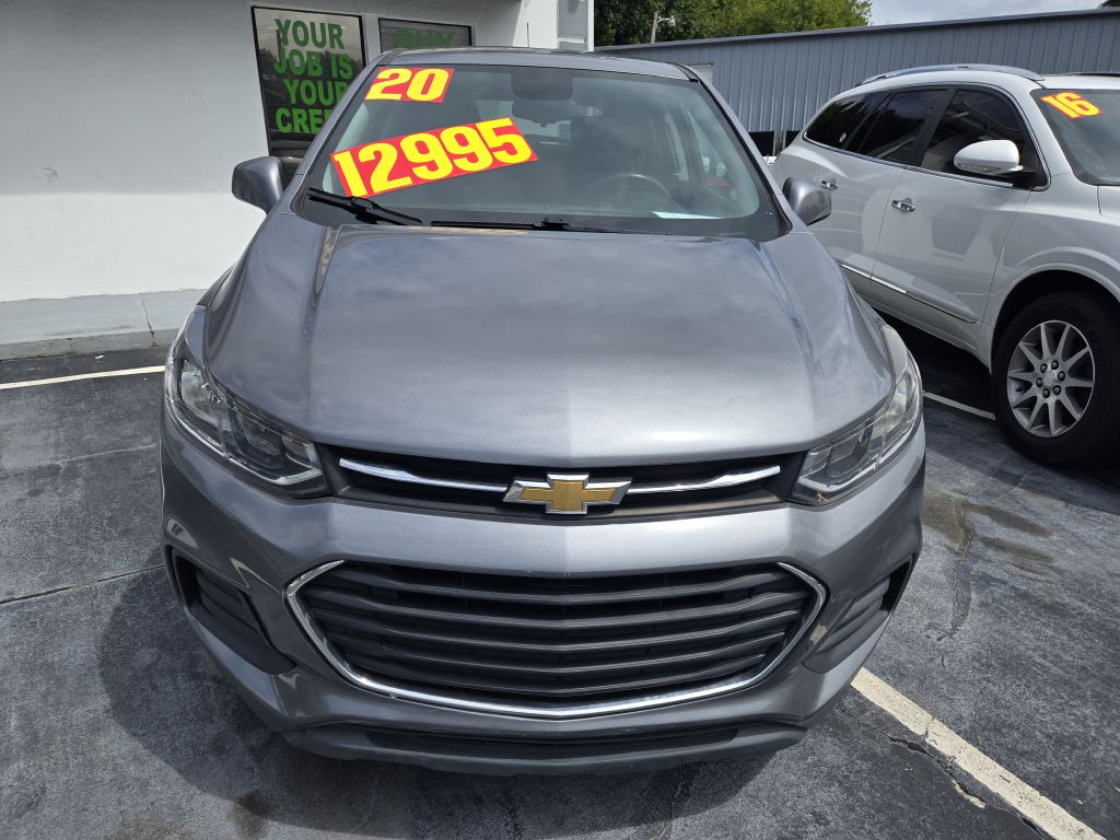 Photo 2 of this CHEVROLET TRAX