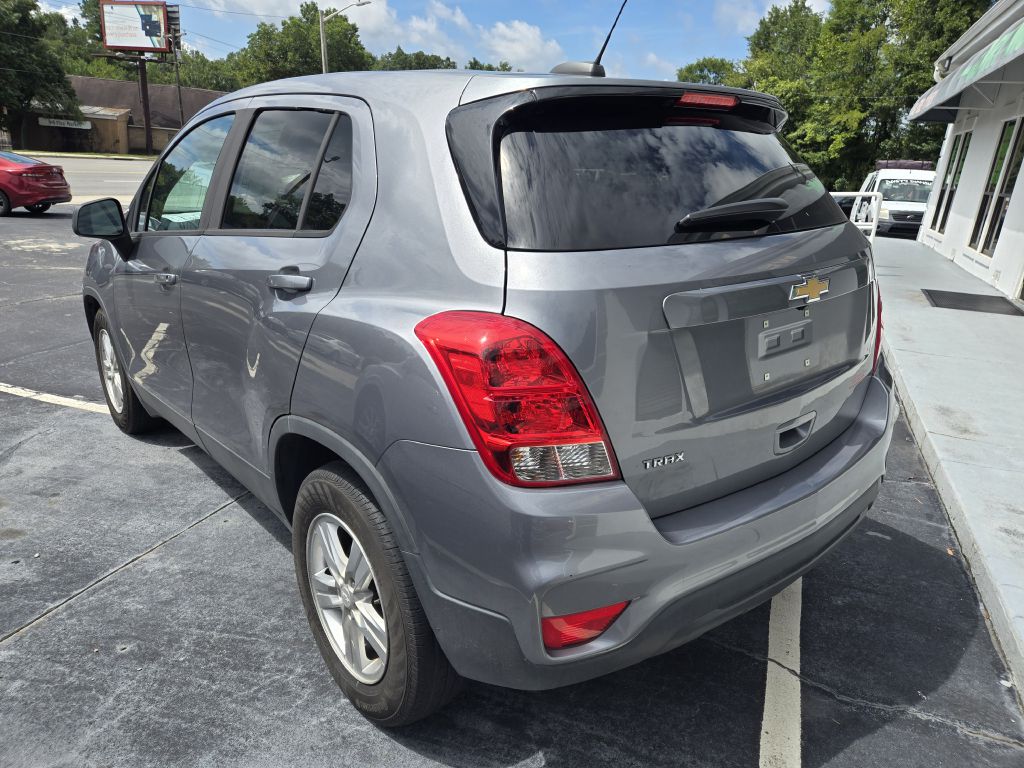Photo 7 of this CHEVROLET TRAX