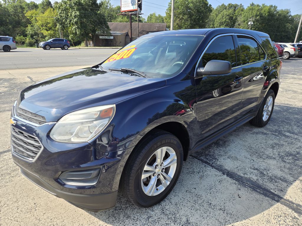 Photo 2 of this CHEVROLET EQUINOX