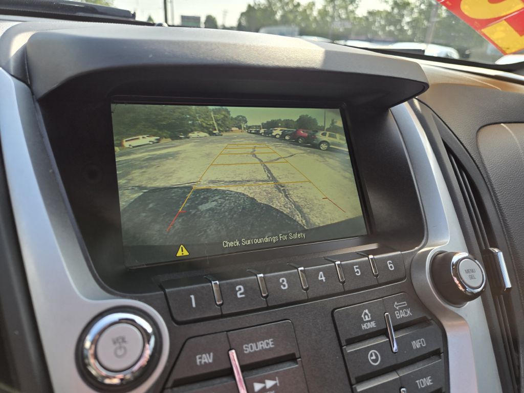 Photo 11 of this CHEVROLET EQUINOX