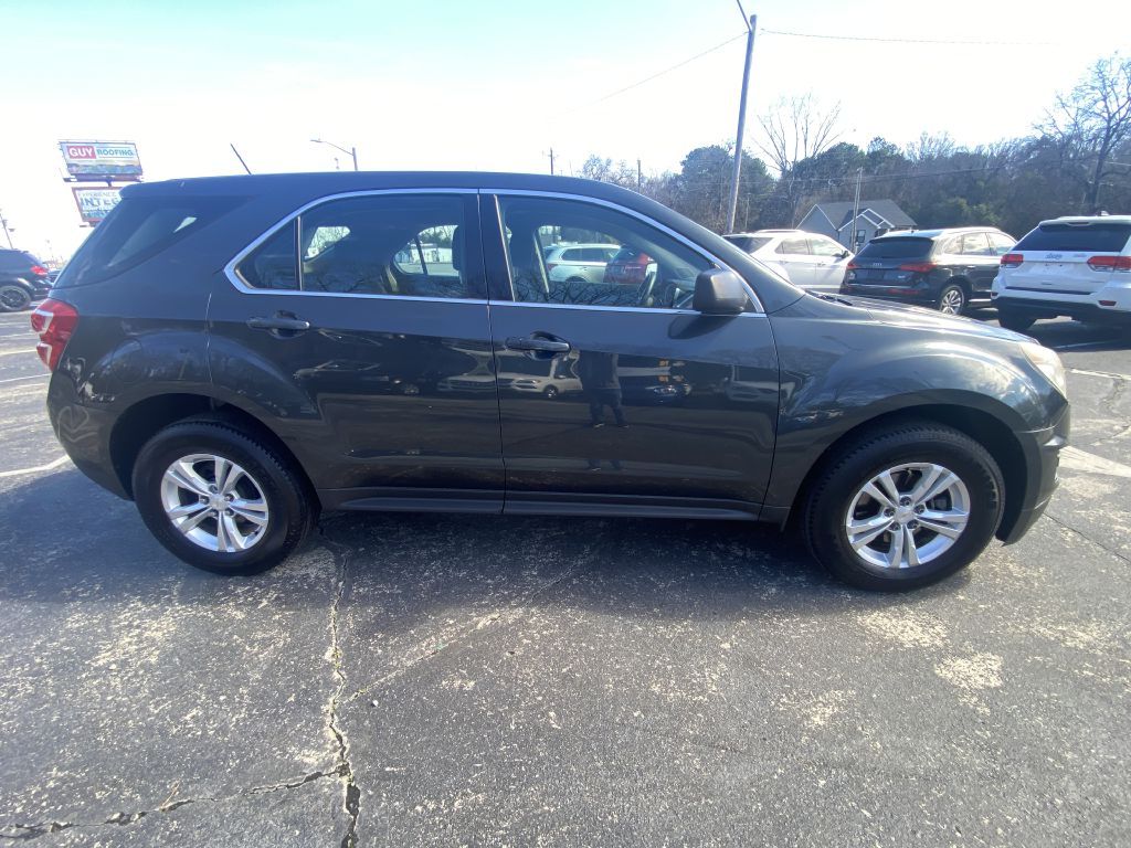 Photo 3 of this CHEVROLET EQUINOX