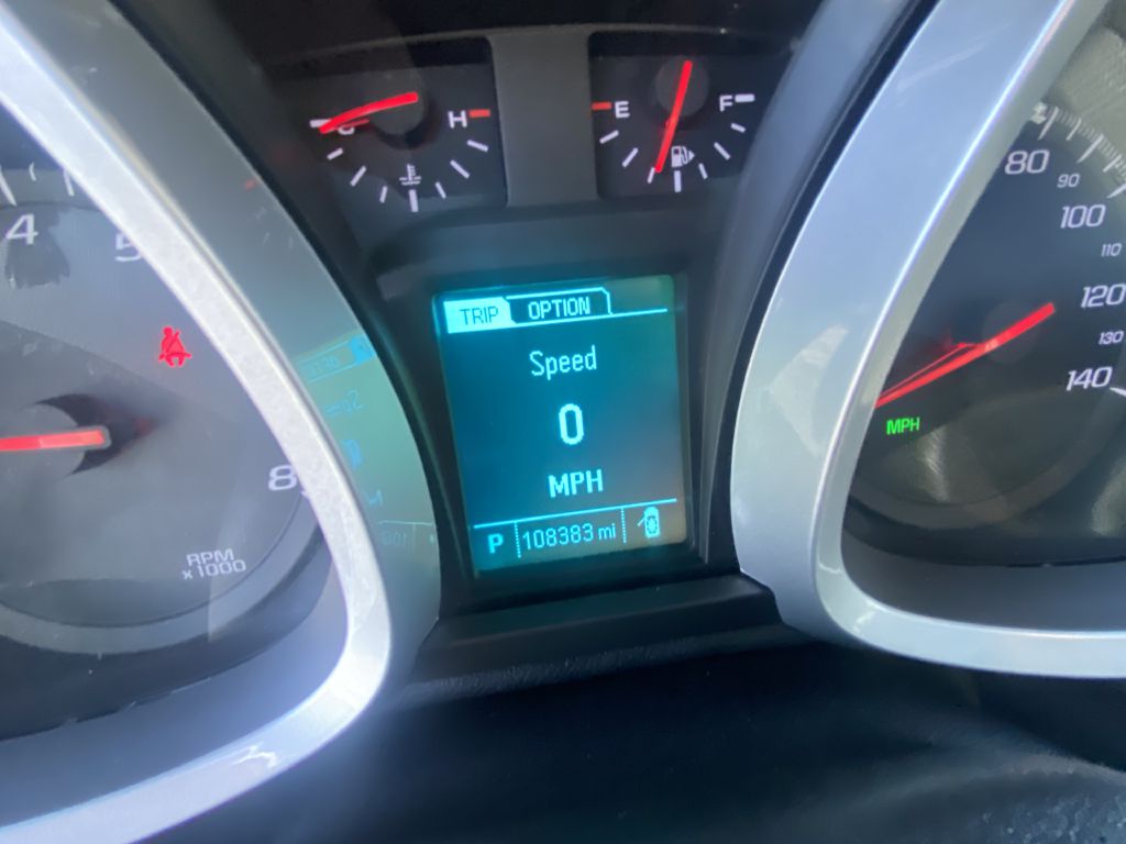 Photo 9 of this CHEVROLET EQUINOX