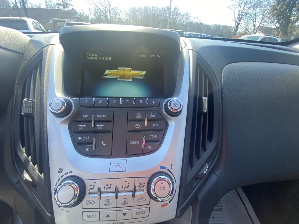 Photo 14 of this CHEVROLET EQUINOX