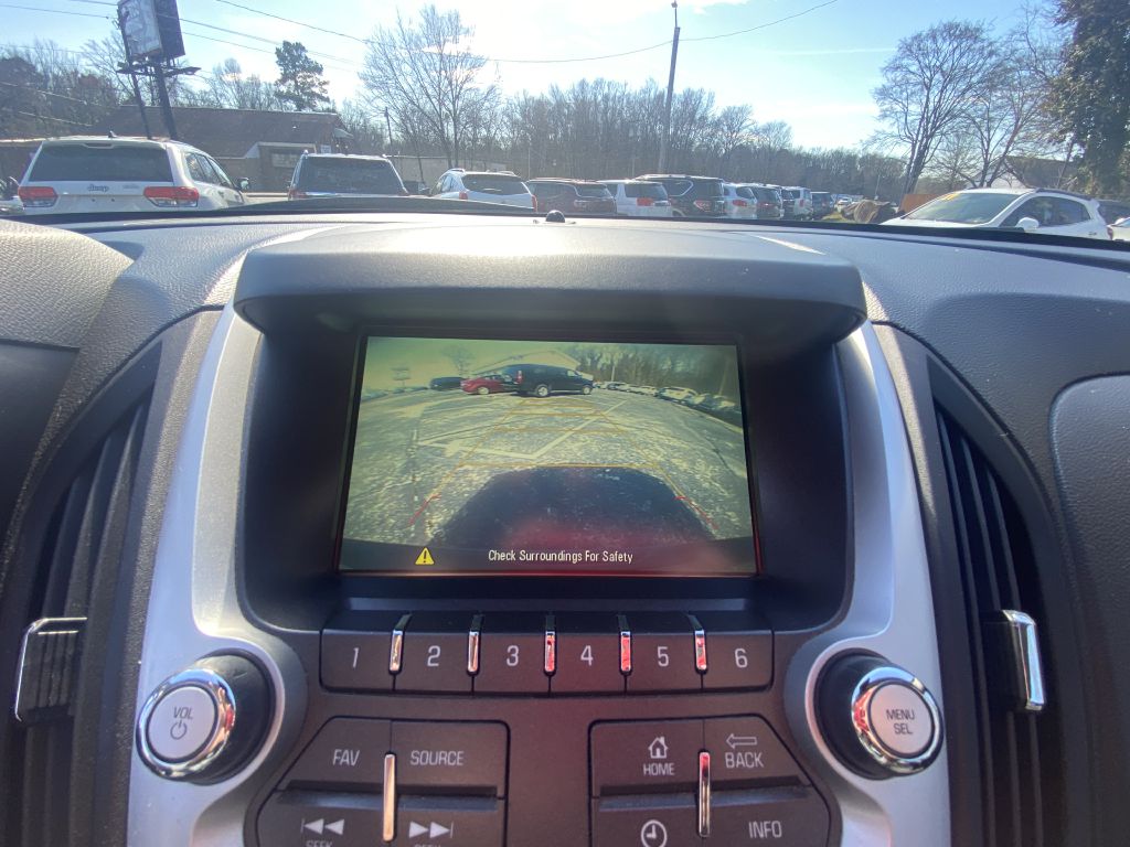 Photo 15 of this CHEVROLET EQUINOX