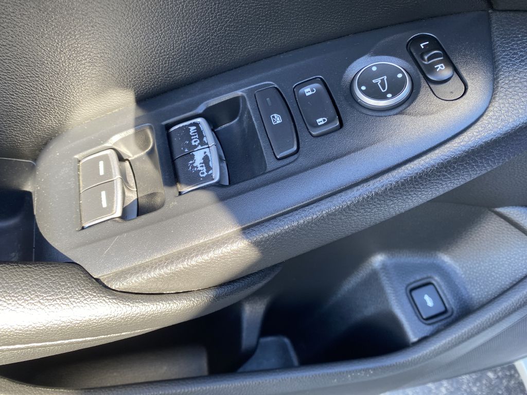 Photo 6 of this HONDA ACCORD
