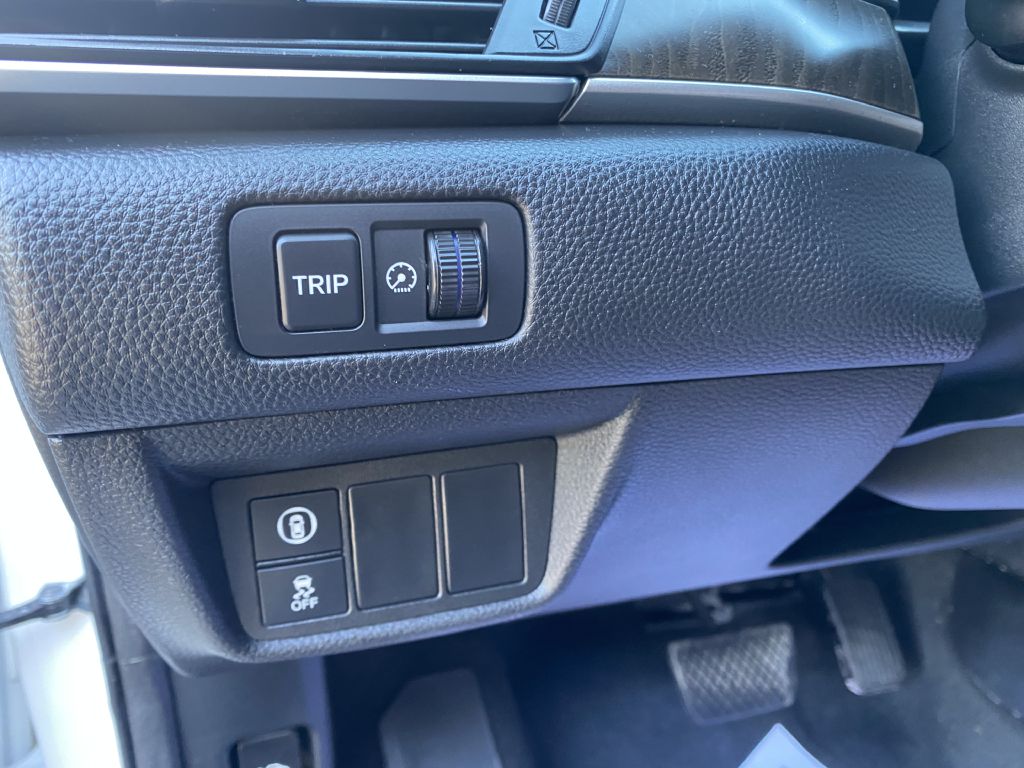 Photo 9 of this HONDA ACCORD