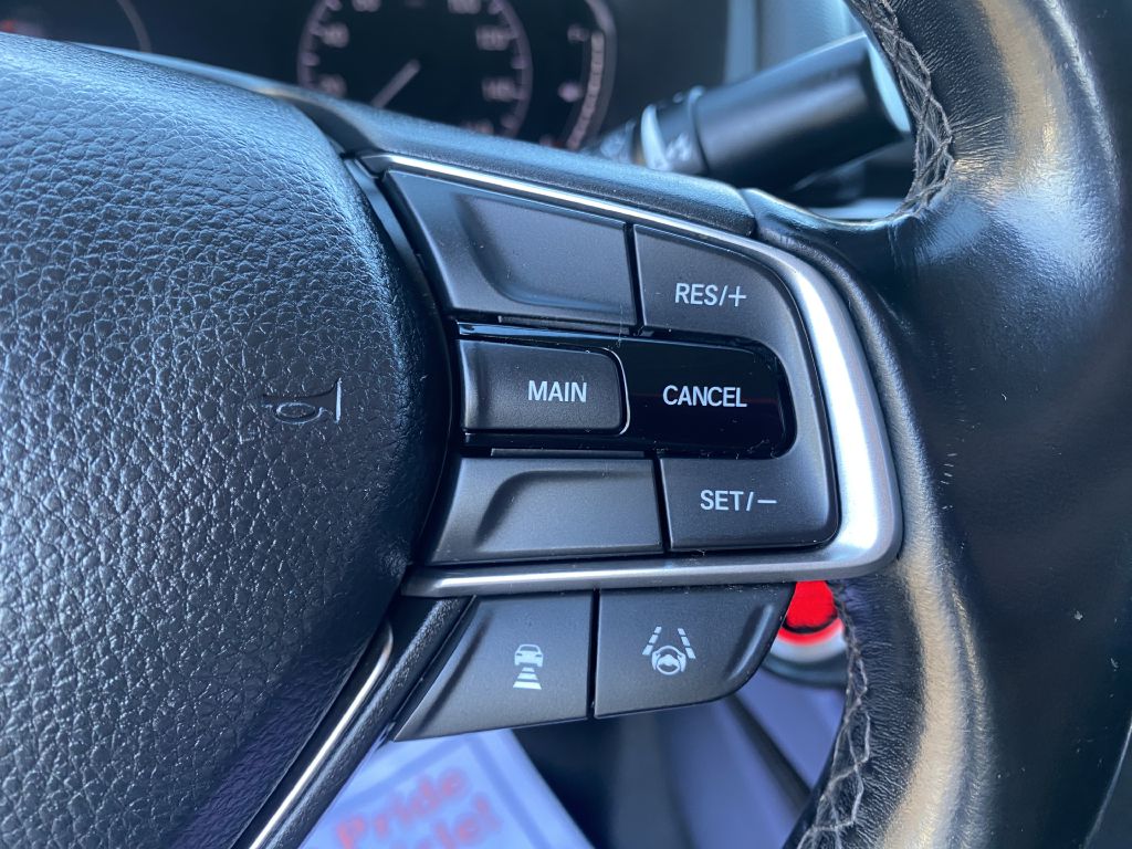 Photo 11 of this HONDA ACCORD