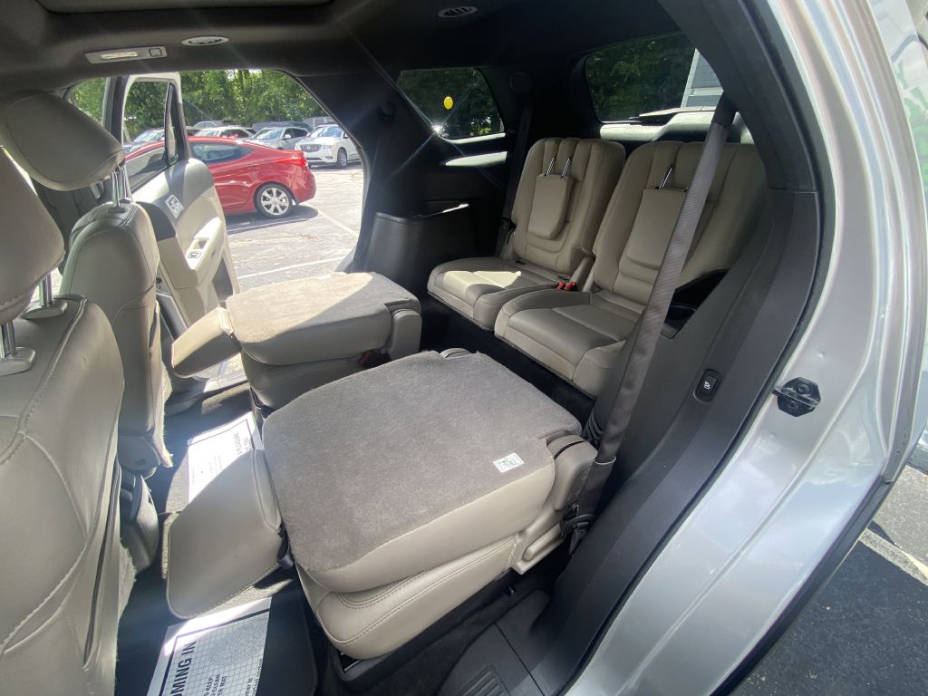 Photo 30 of this FORD EXPLORER