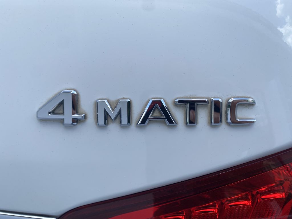 Photo 8 of this MERCEDES-BENZ GLS