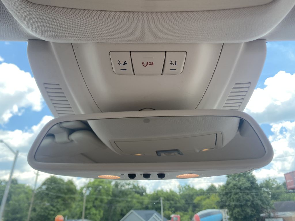 Photo 26 of this MERCEDES-BENZ GLS
