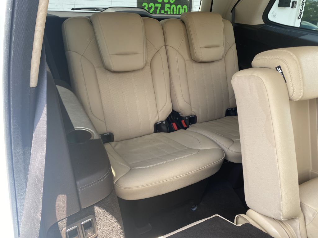 Photo 31 of this MERCEDES-BENZ GLS