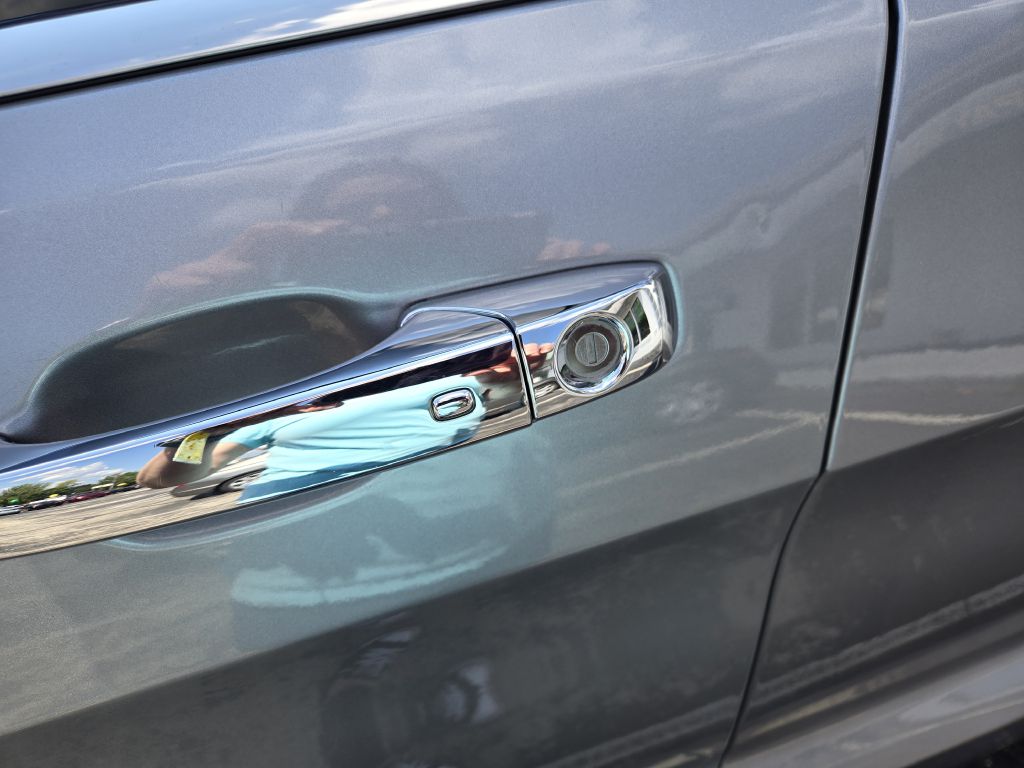 Photo 11 of this JEEP GRAND CHEROKEE