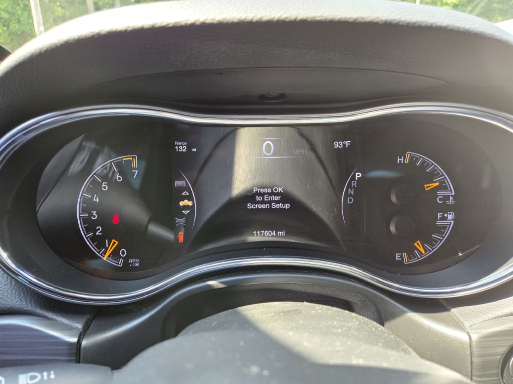 Photo 16 of this JEEP GRAND CHEROKEE