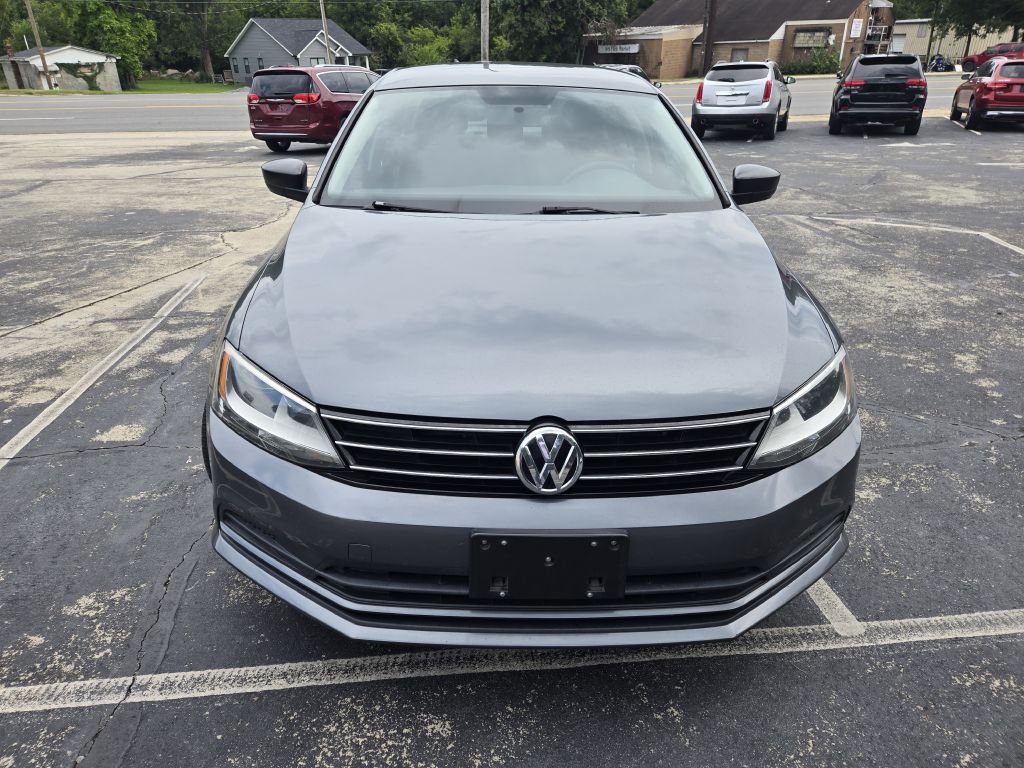 Photo 2 of this VOLKSWAGEN JETTA