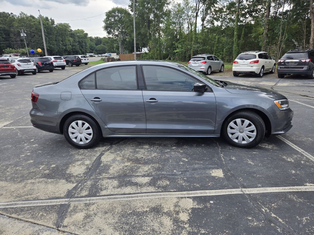 Photo 4 of this VOLKSWAGEN JETTA
