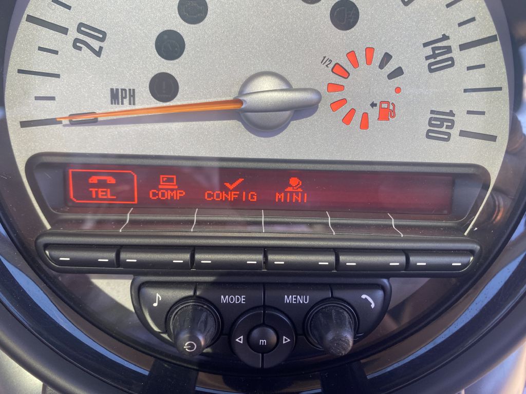 Photo 20 of this MINI COUNTRYMAN