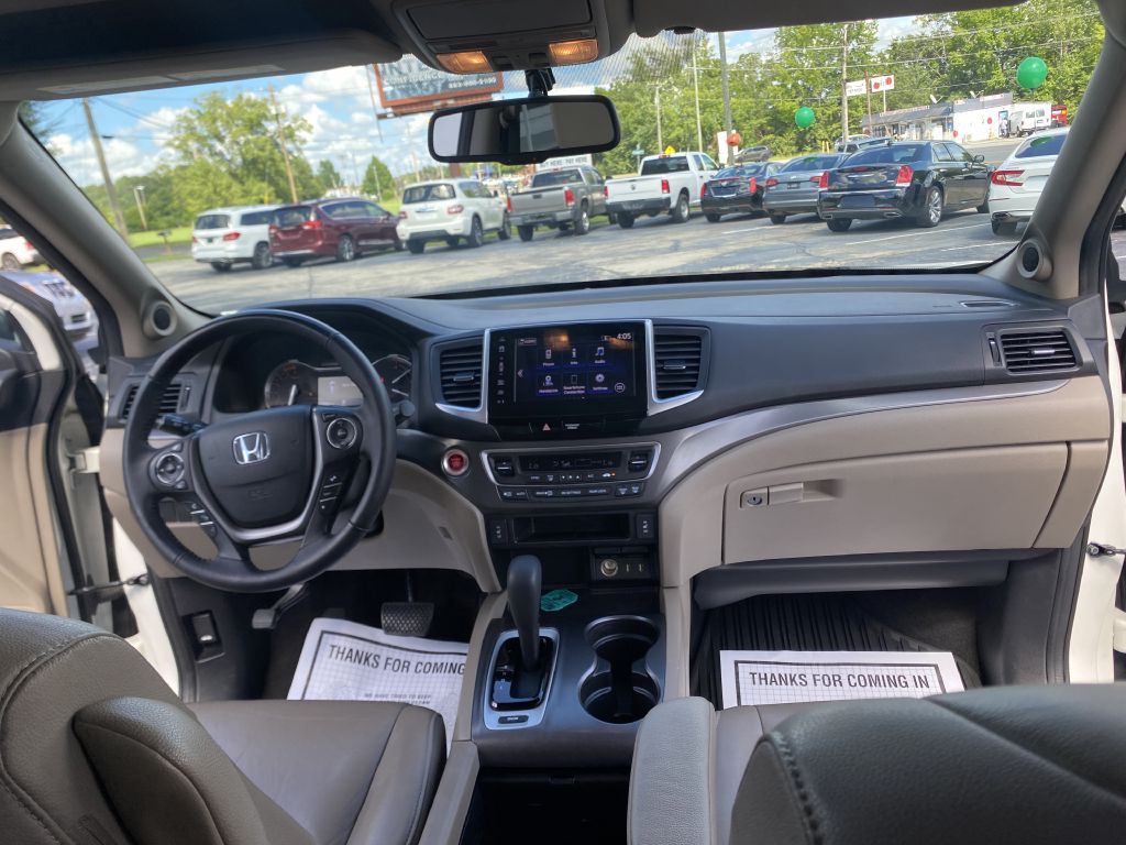 Photo 20 of this HONDA PILOT