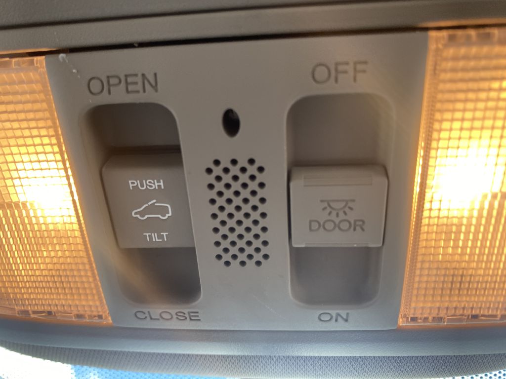 Photo 22 of this HONDA PILOT