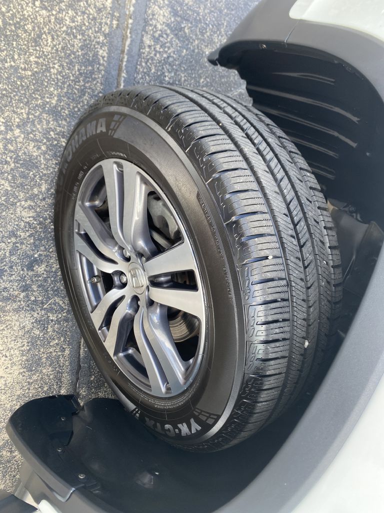 Photo 28 of this HONDA PILOT