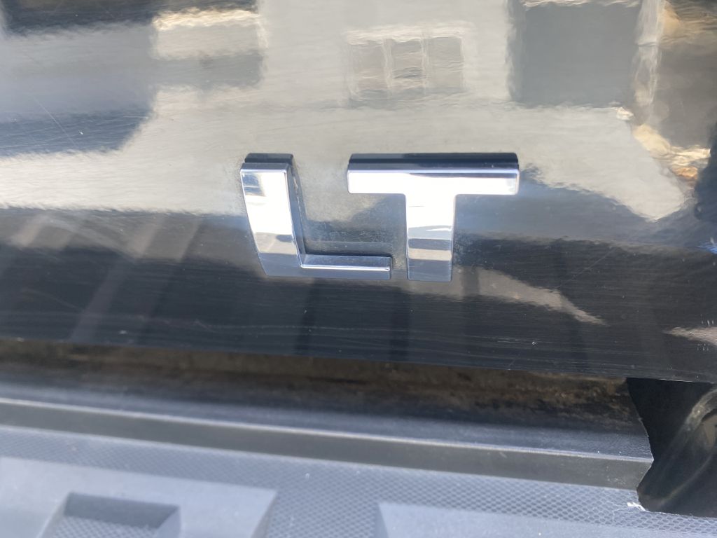 Photo 5 of this CHEVROLET SILVERADO 1500