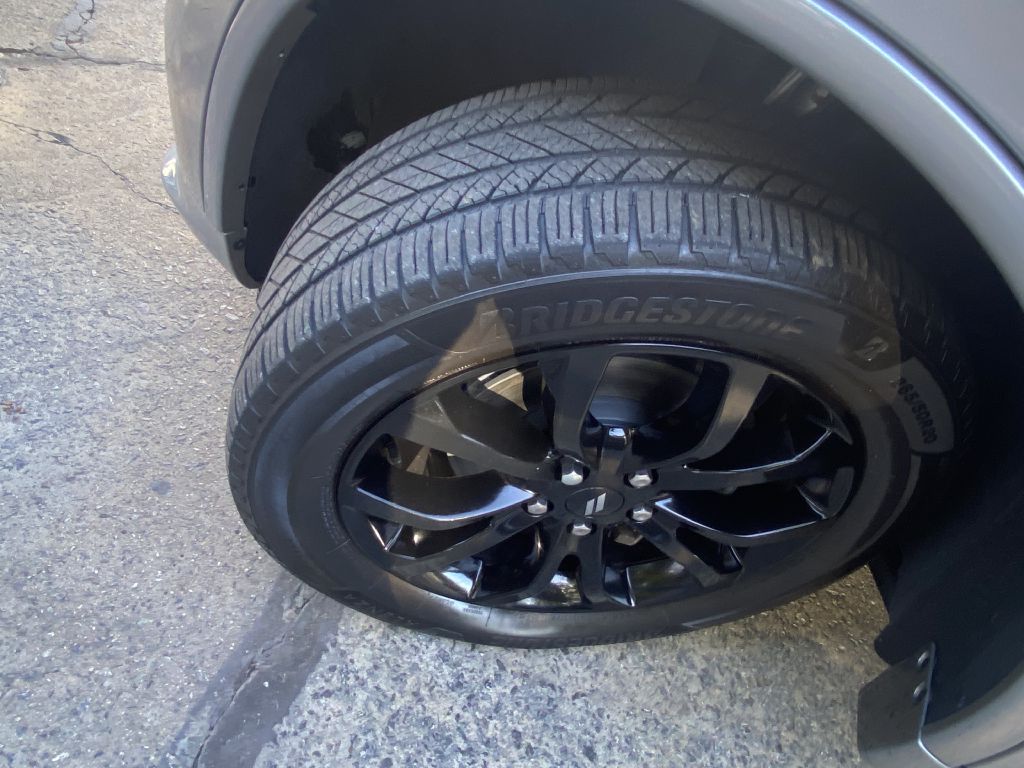 Photo 36 of this DODGE DURANGO