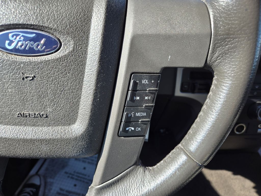 Photo 17 of this FORD F-150
