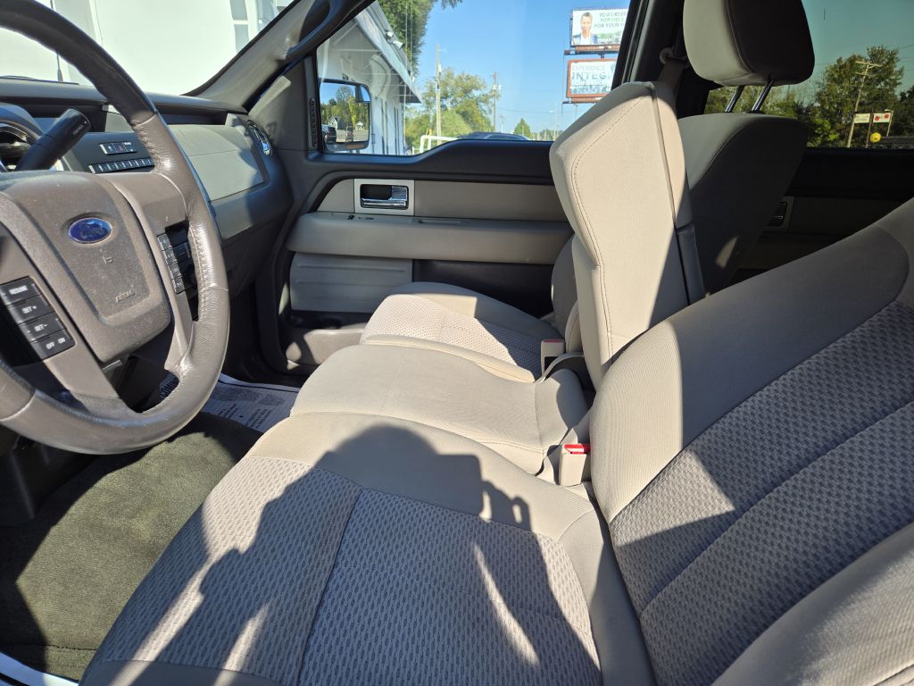 Photo 19 of this FORD F-150