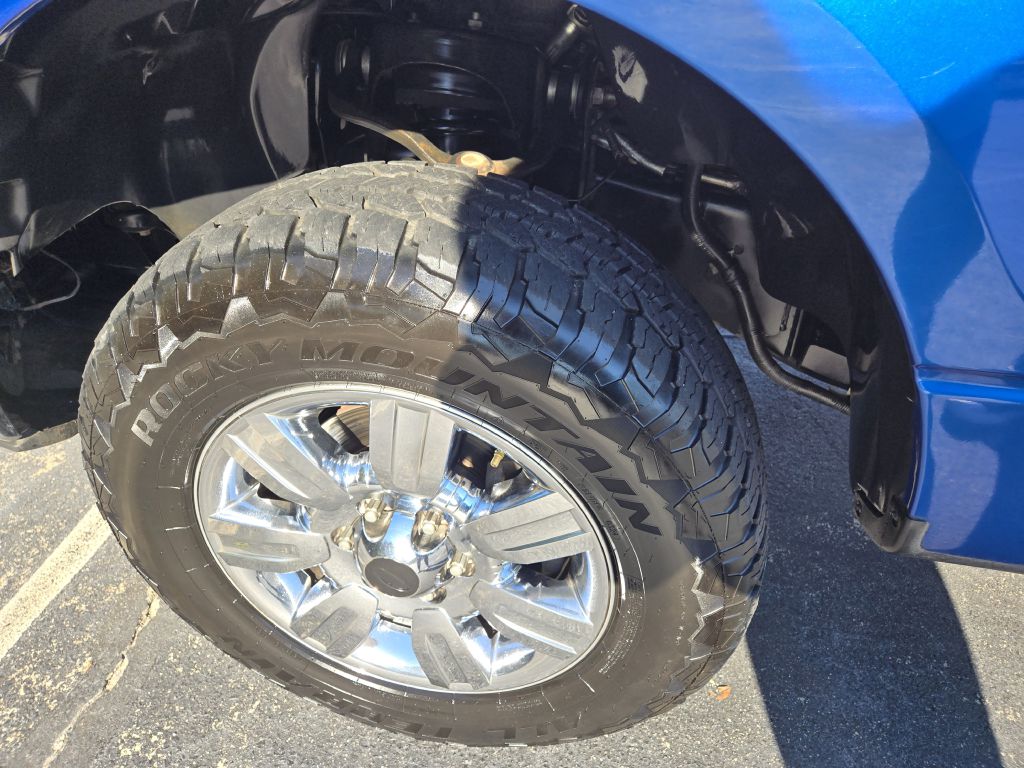 Photo 21 of this FORD F-150