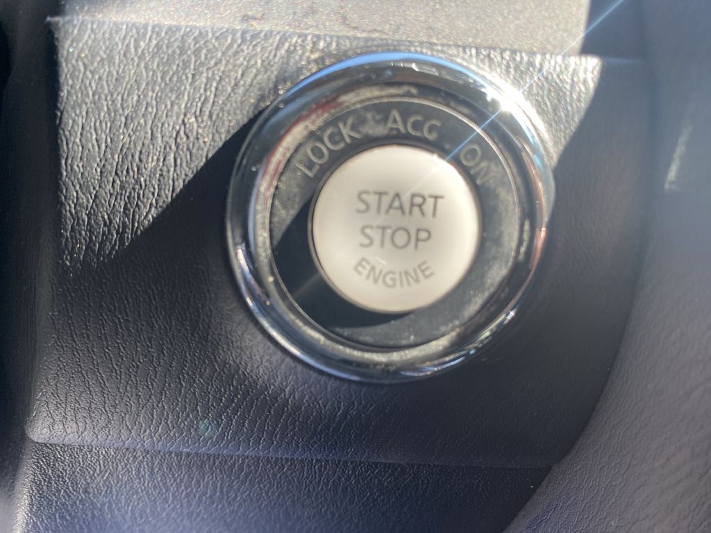 Photo 12 of this NISSAN ARMADA