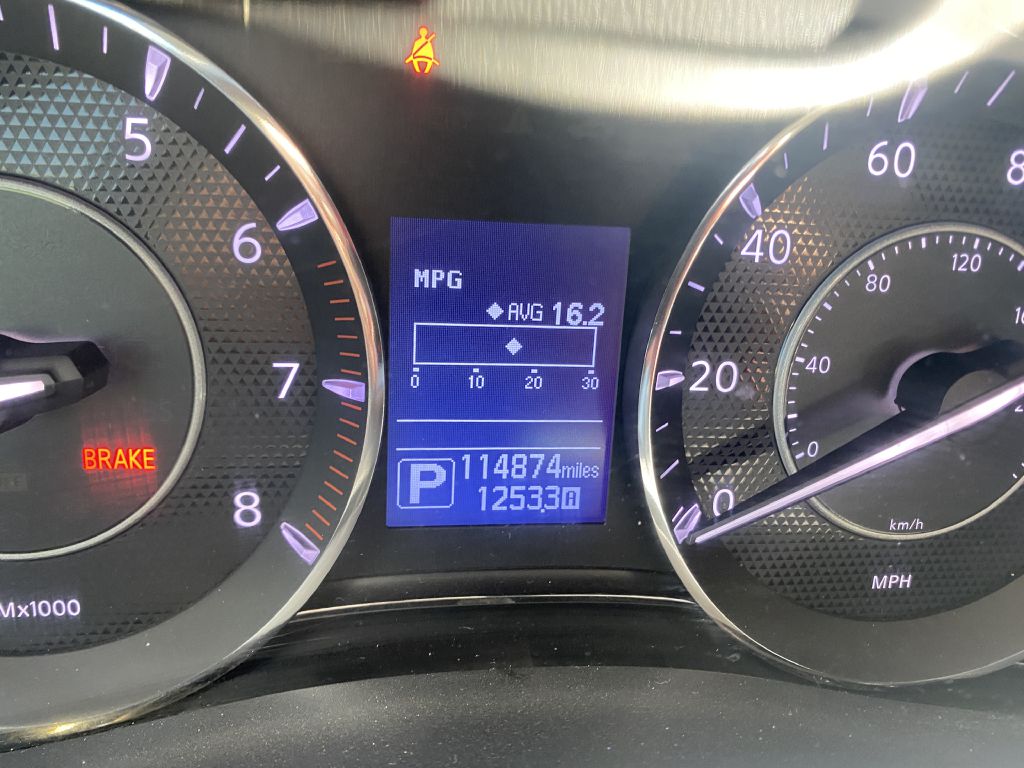 Photo 13 of this NISSAN ARMADA