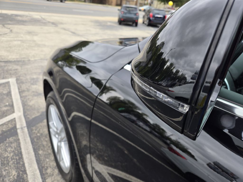 Photo 11 of this AUDI Q5