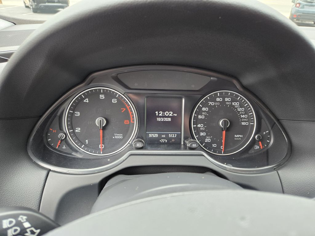 Photo 15 of this AUDI Q5