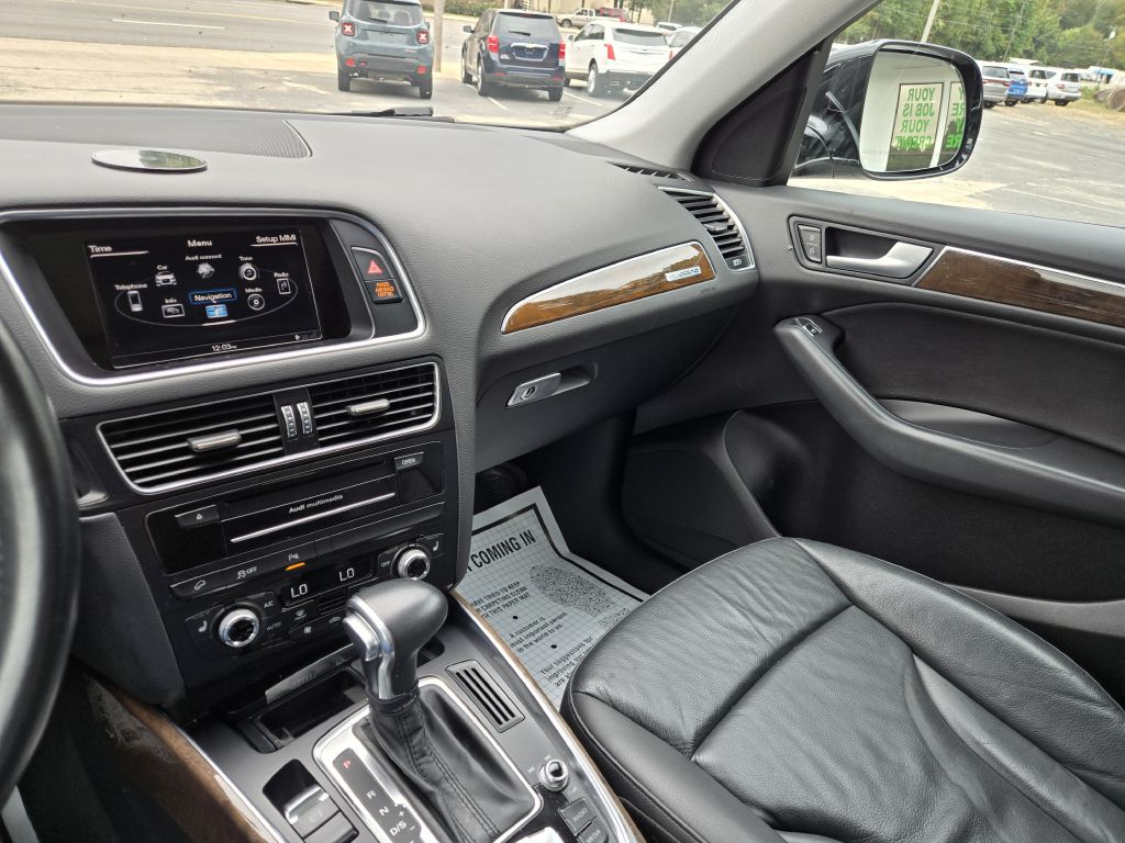 Photo 20 of this AUDI Q5
