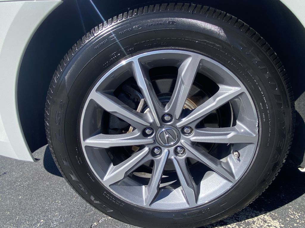 Photo 33 of this ACURA TLX