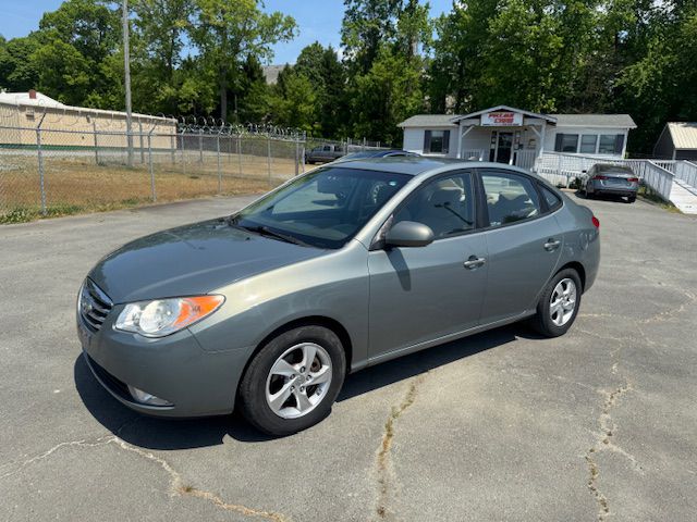 Gray 2010 Hyundai Elantra Blue FWD Sedan Front-Wheel Drive Automatic