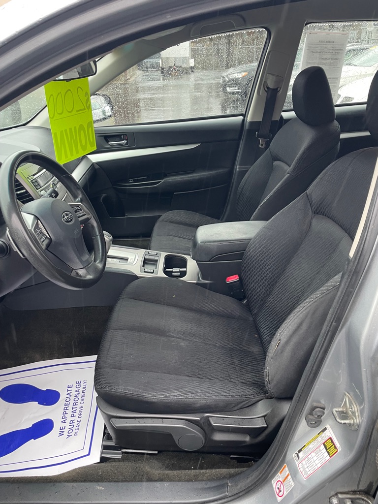 Photo 9 of this SUBARU OUTBACK