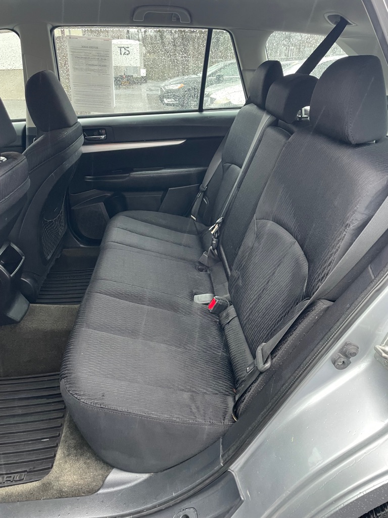 Photo 10 of this SUBARU OUTBACK