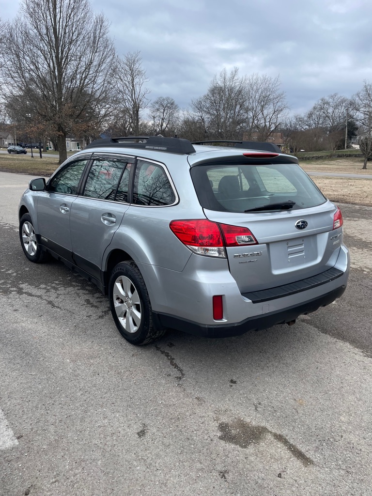 Photo 4 of this SUBARU OUTBACK