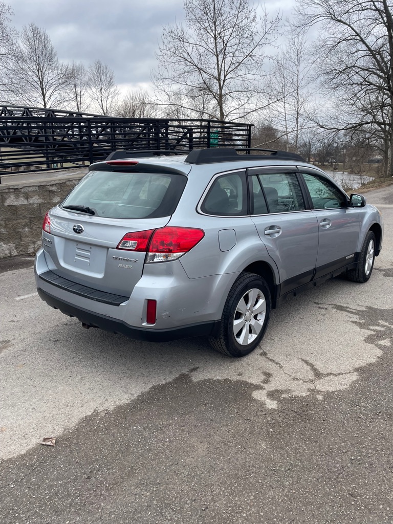 Photo 5 of this SUBARU OUTBACK