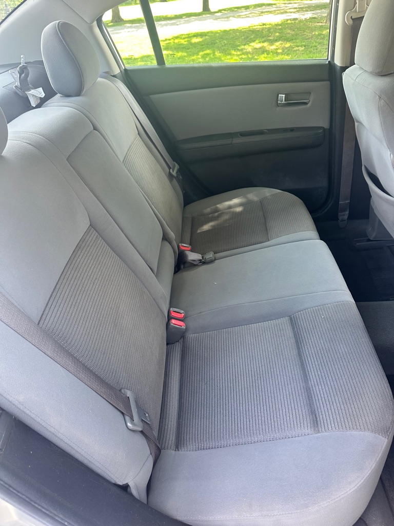 Photo 13 of this NISSAN SENTRA