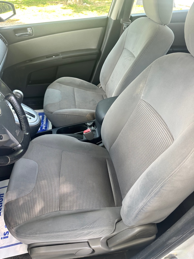 Photo 11 of this NISSAN SENTRA