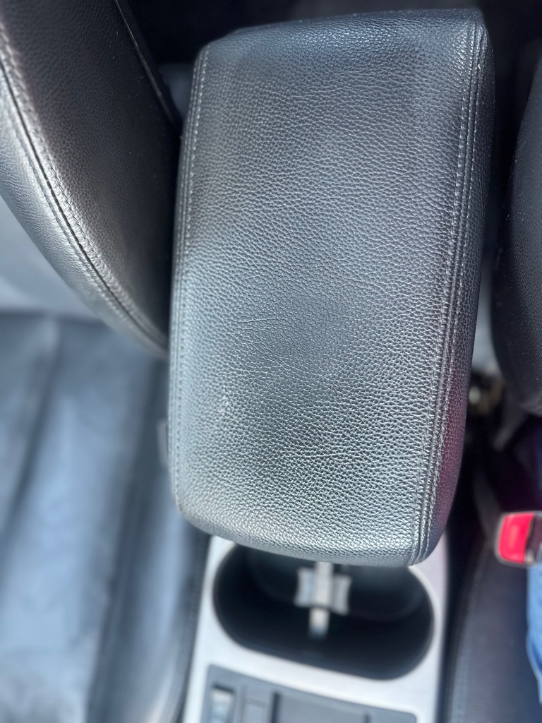 Photo 9 of this SUBARU LEGACY