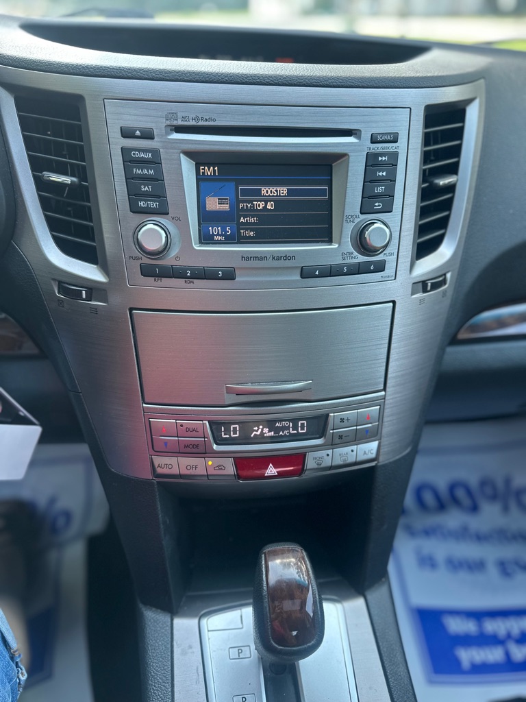 Photo 8 of this SUBARU LEGACY