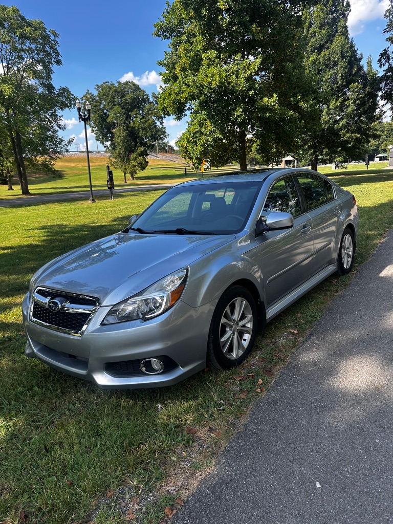 Photo 3 of this SUBARU LEGACY