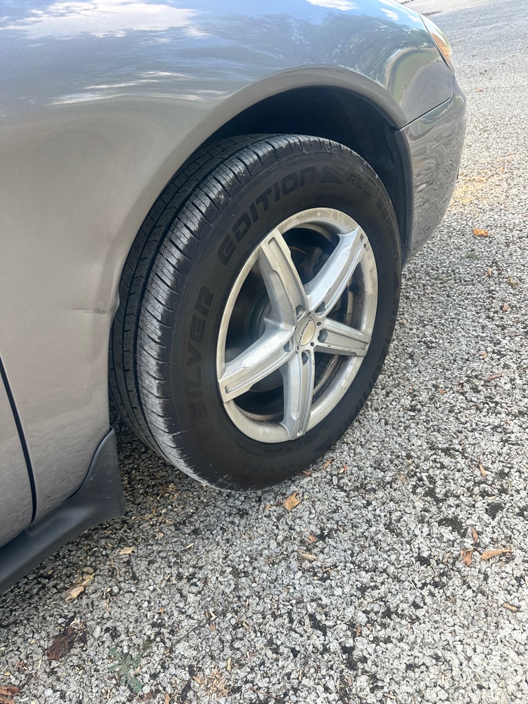 Photo 14 of this FORD TAURUS