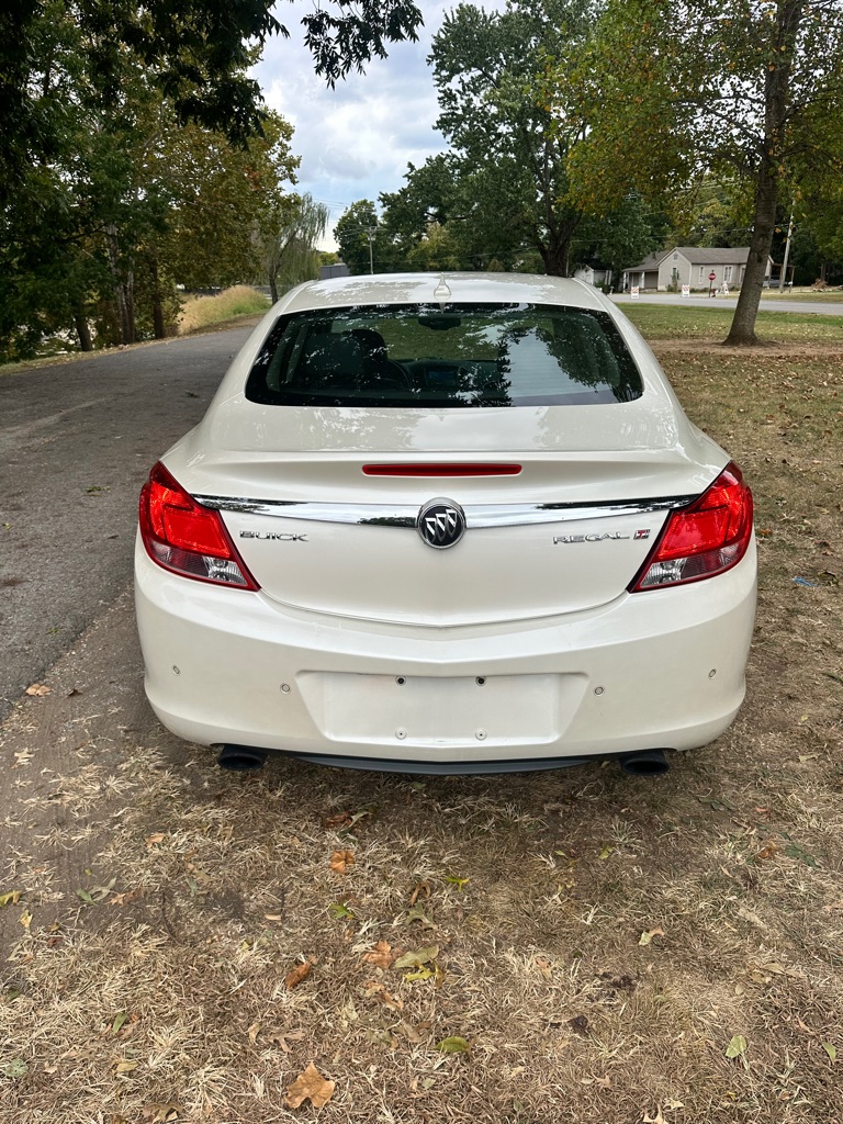 Photo 5 of this BUICK REGAL