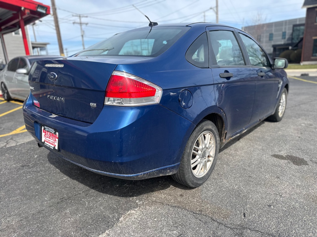 Photo 6 of this FORD FOCUS