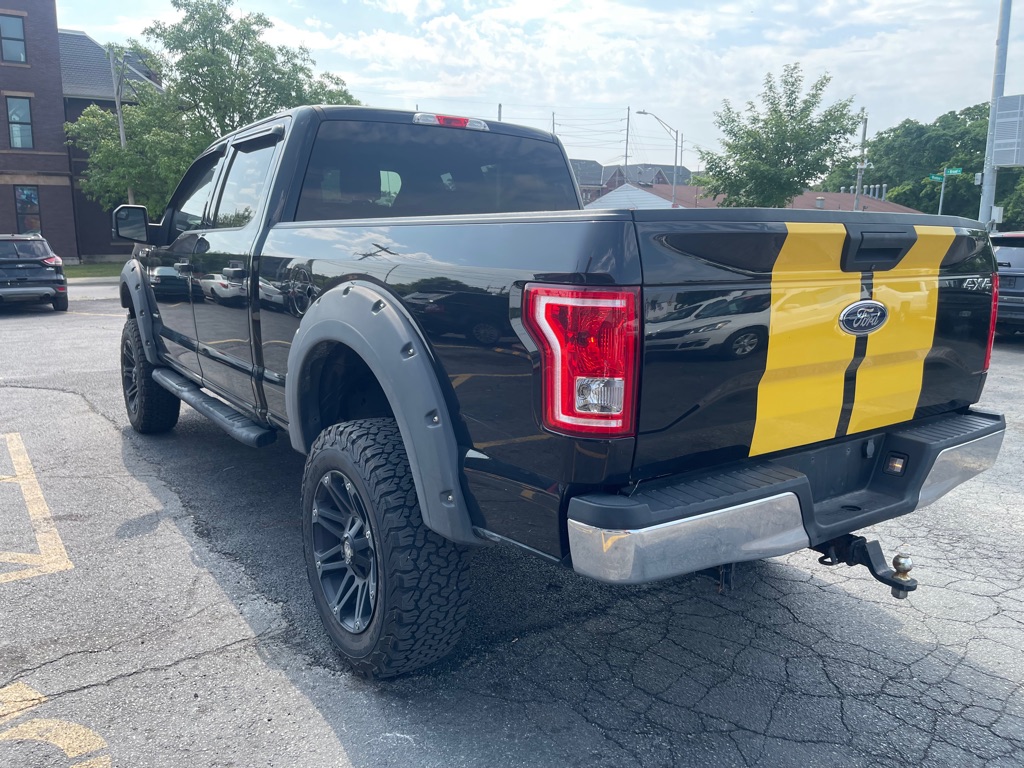 Photo 5 of this FORD F150