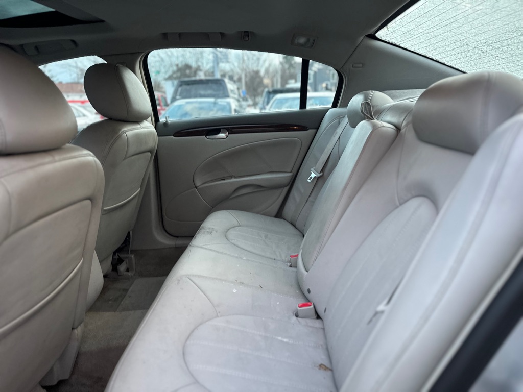 Photo 8 of this BUICK LUCERNE
